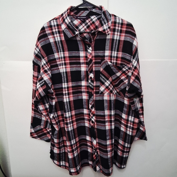 Roaman's Tops - +3🛍NW Roaman's Black and Red Plaid Button Down Shirt
